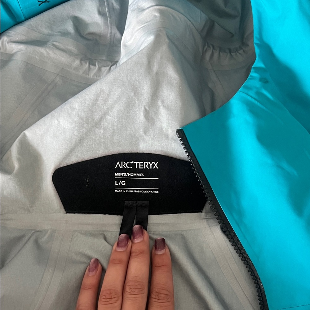 Arc'teryx Men's Teal and Forest Green Ski Jacket - Picture 4 of 7